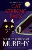 книга Cat Striking Back